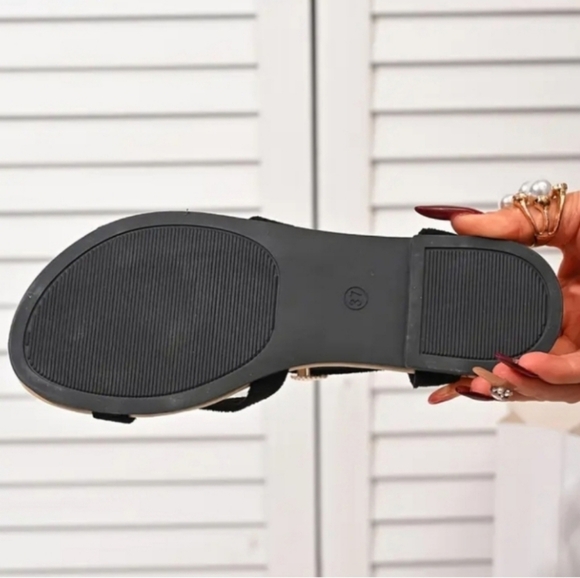 Elegant Black Sandals with Rhinestone Accents Sz 9.5 - Picture 7 of 9